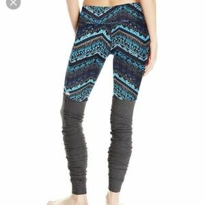 Alo Yoga High-Waist Goddess Leggings size small